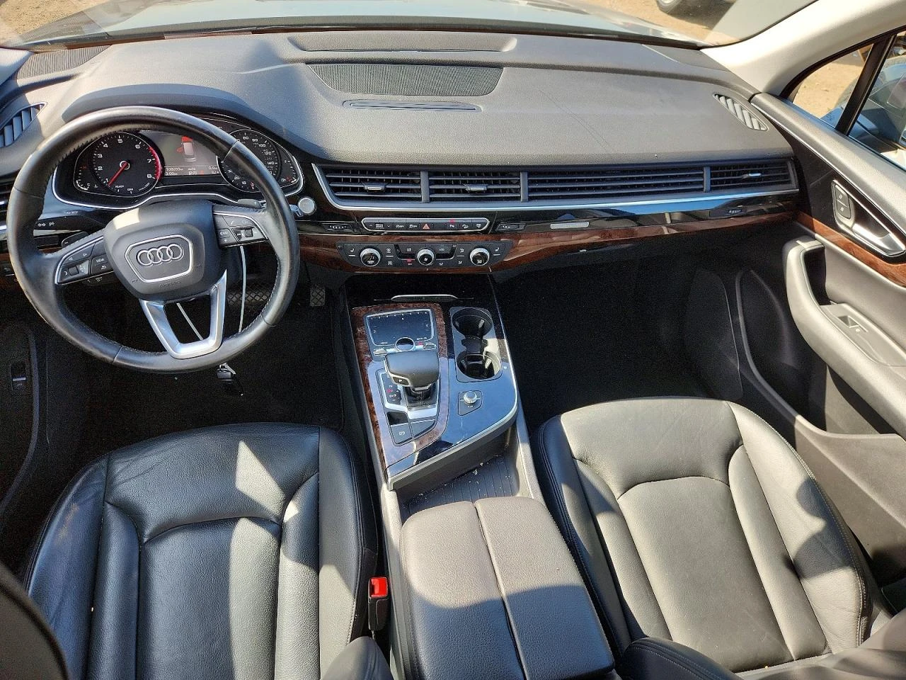 Audi Q7 3.0l Premium Plus, снимка 8 - Автомобили и джипове - 56350732