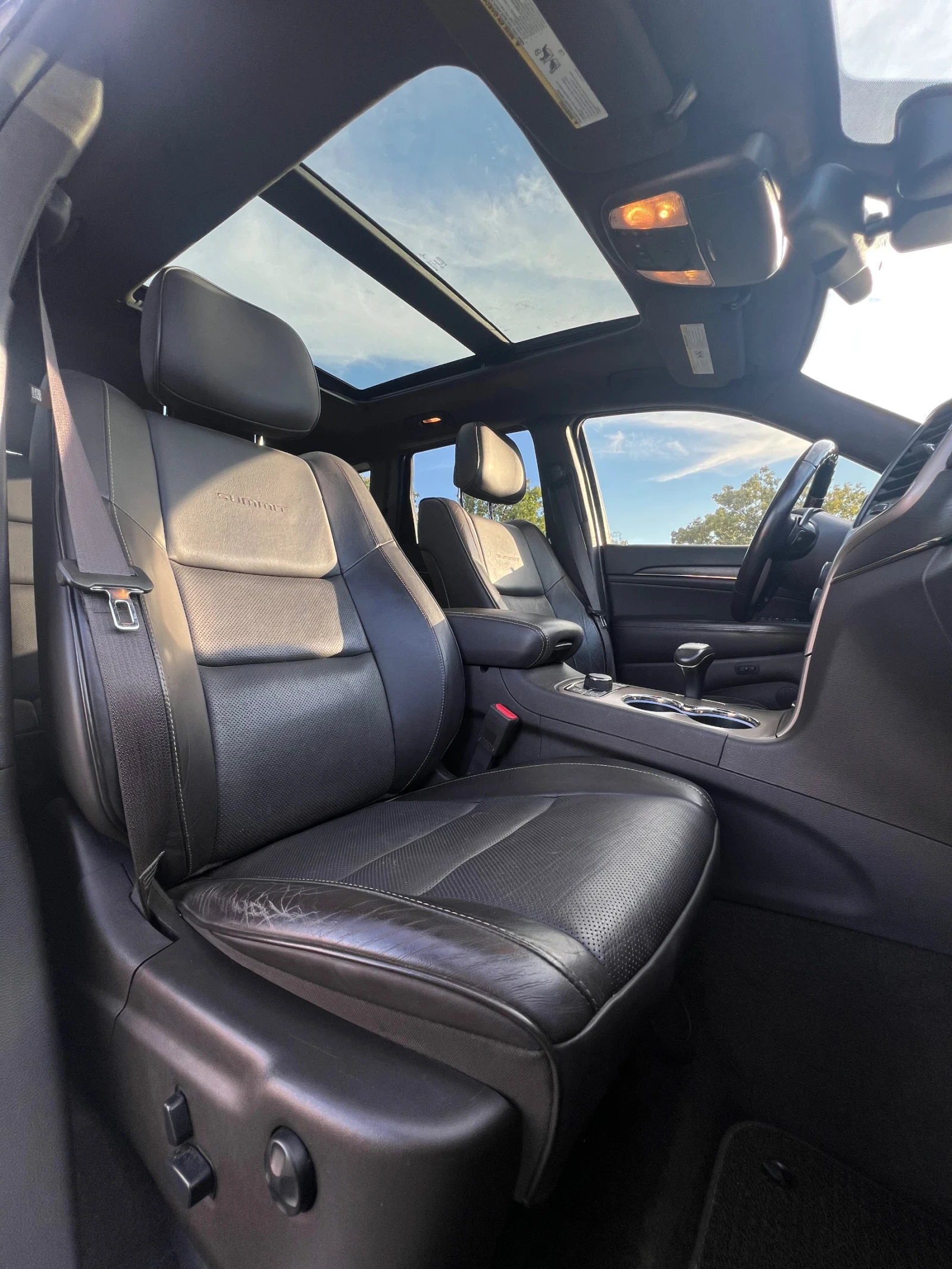 Jeep Grand cherokee 3.6 Summit, снимка 11 - Автомобили и джипове - 56517705