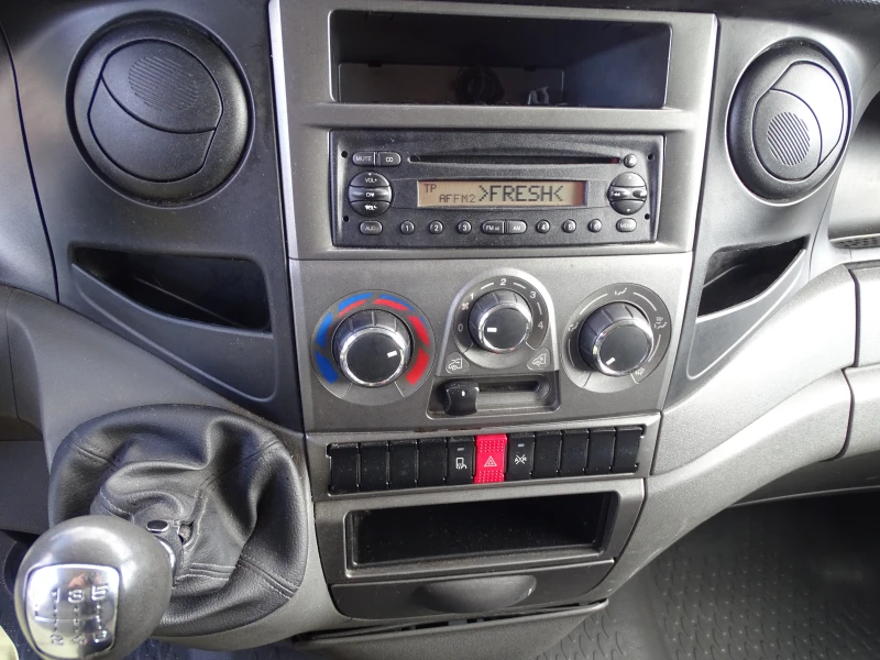 Iveco Daily 35S17 3.0HPI  КАТ. * Б* 3, 5т., снимка 13 - Бусове и автобуси - 51987597
