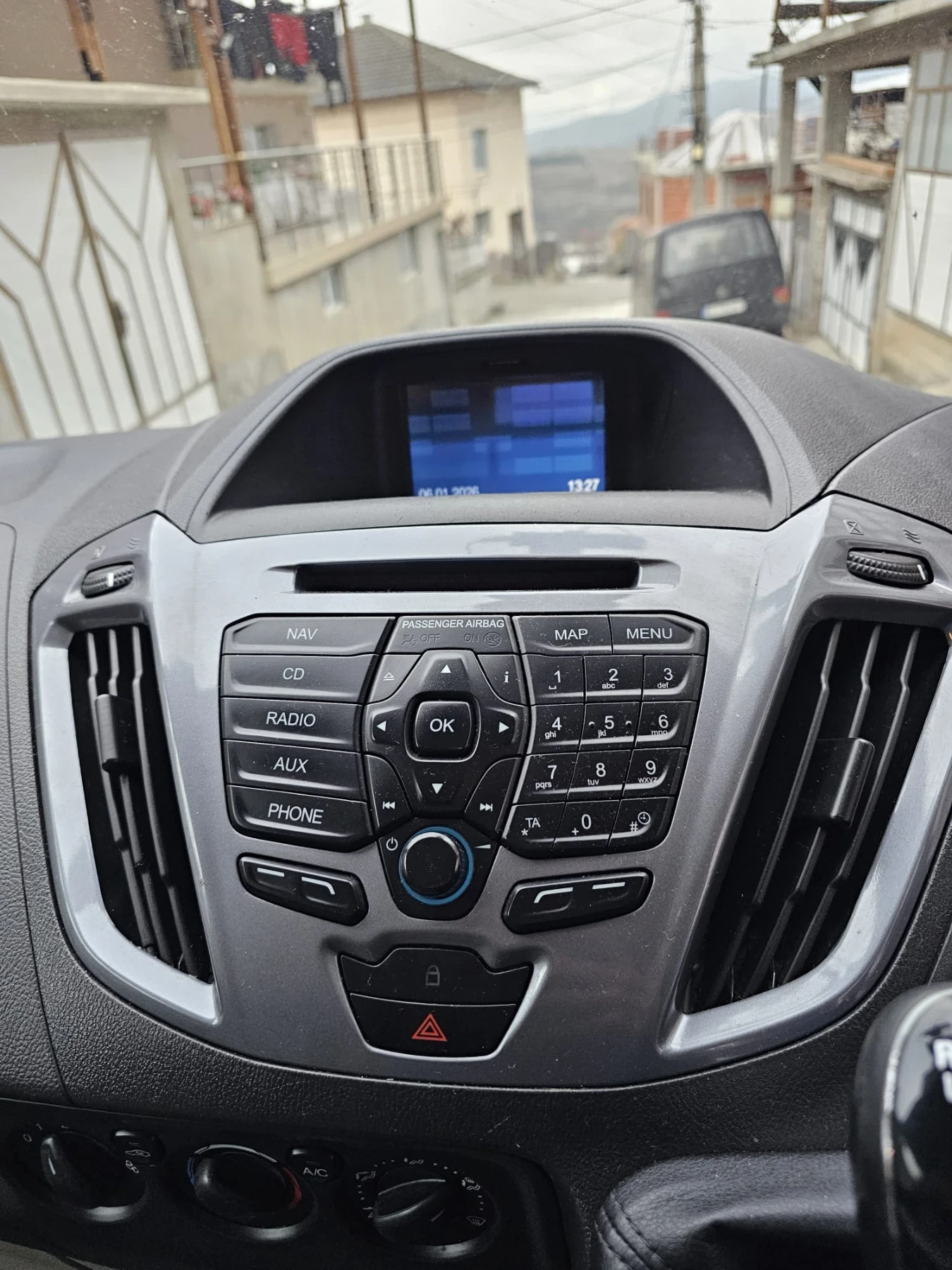 Ford Tourneo  - изображение 7