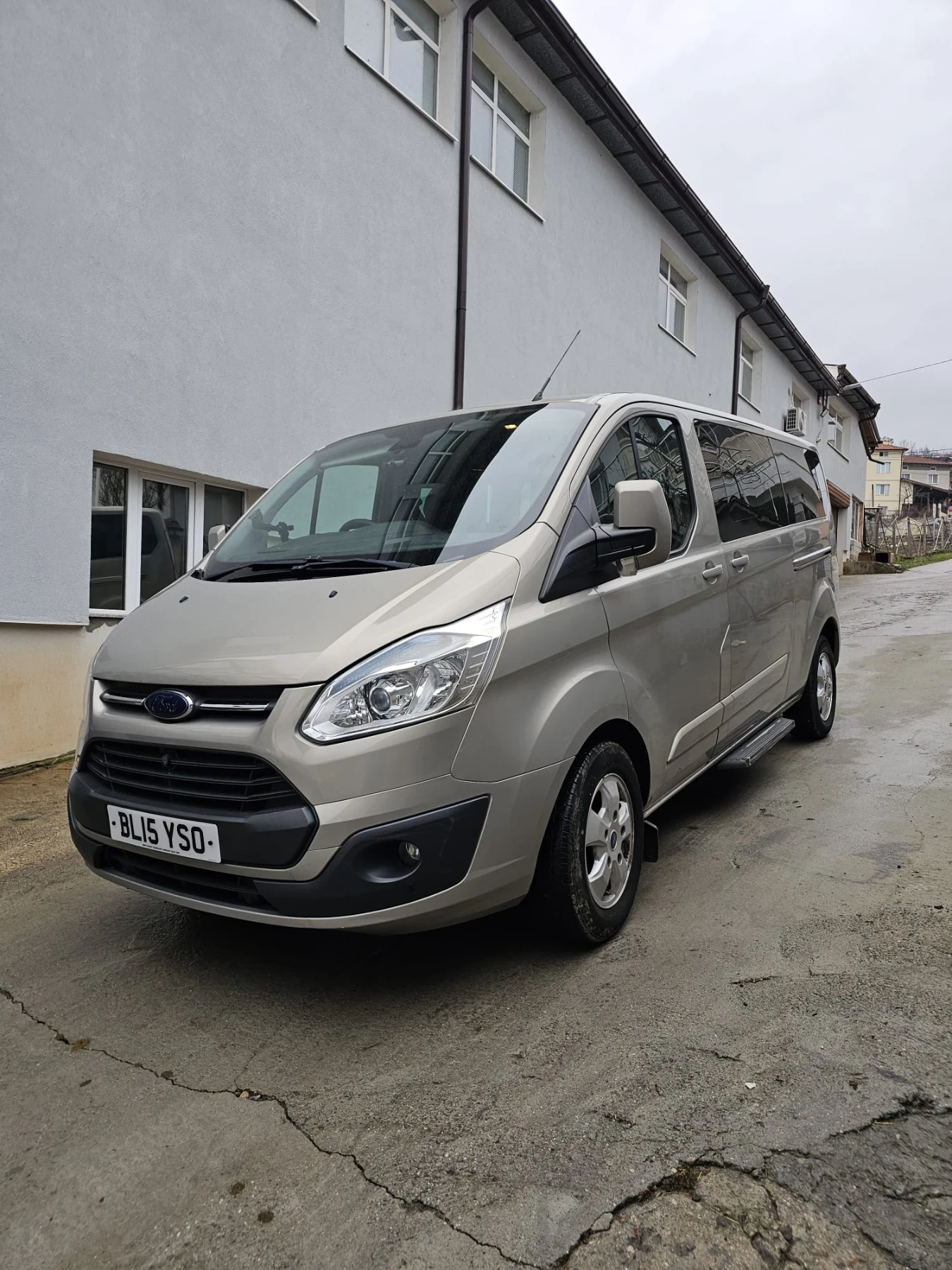 Ford Tourneo | Mobile.bg � ����������� 1