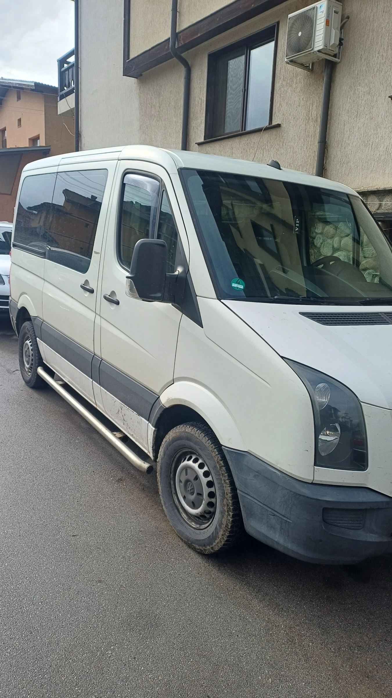 VW Crafter, снимка 2 - Бусове и автобуси - 54985707