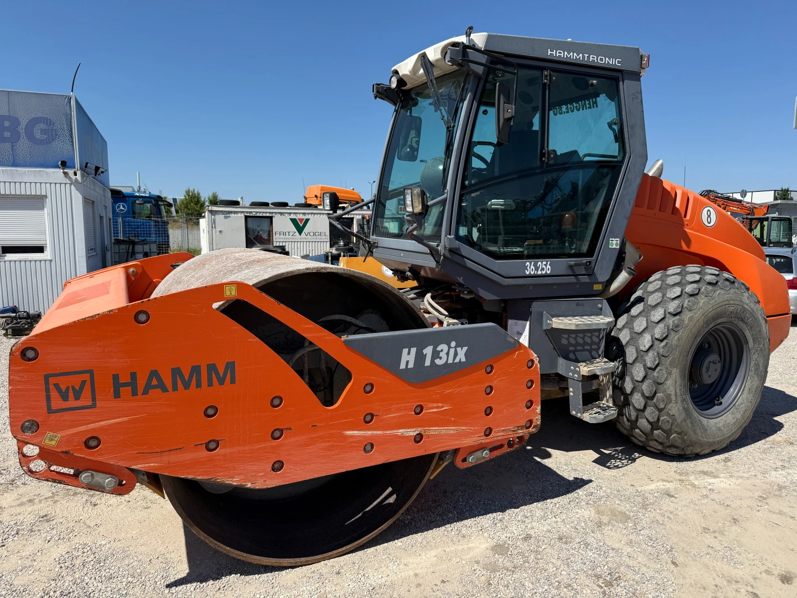 Валяк Hamm H 13IX, снимка 3 - Индустриална техника - 55477307