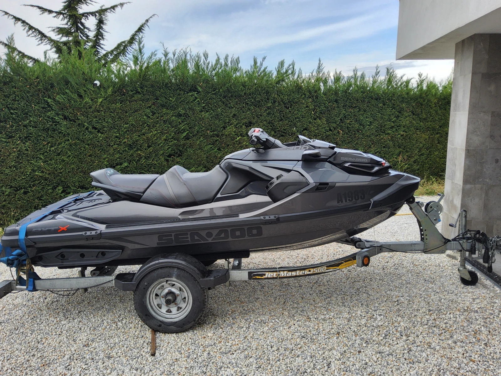 Джет Bombardier Sea Doo RXT X RS 300
