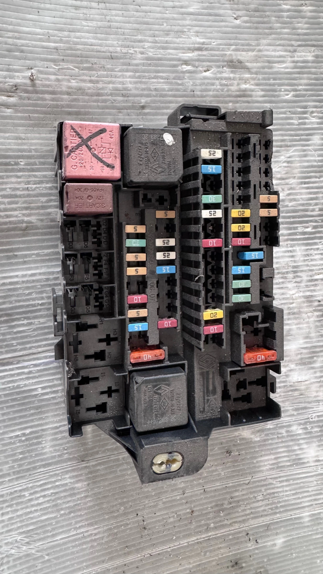 ��������� ����� (������� ����� BSI / BSM ) �� Renault Laguna -  8200393836 | Mobile.bg � ����������� 1