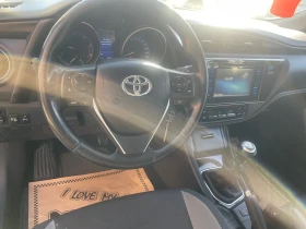 Toyota Auris, снимка 8