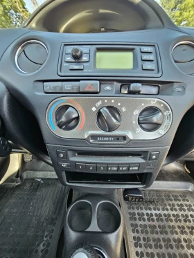 Toyota Yaris 1.5 vvti facelift | Mobile.bg    13