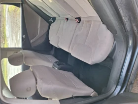 VW Passat 2.0 140к.с.нави - 2500 € / 4889.57 лв. - 27778654 2