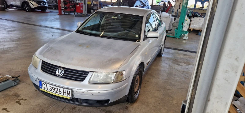 VW Passat 1.8Т, снимка 2 - Автомобили и джипове - 47417749