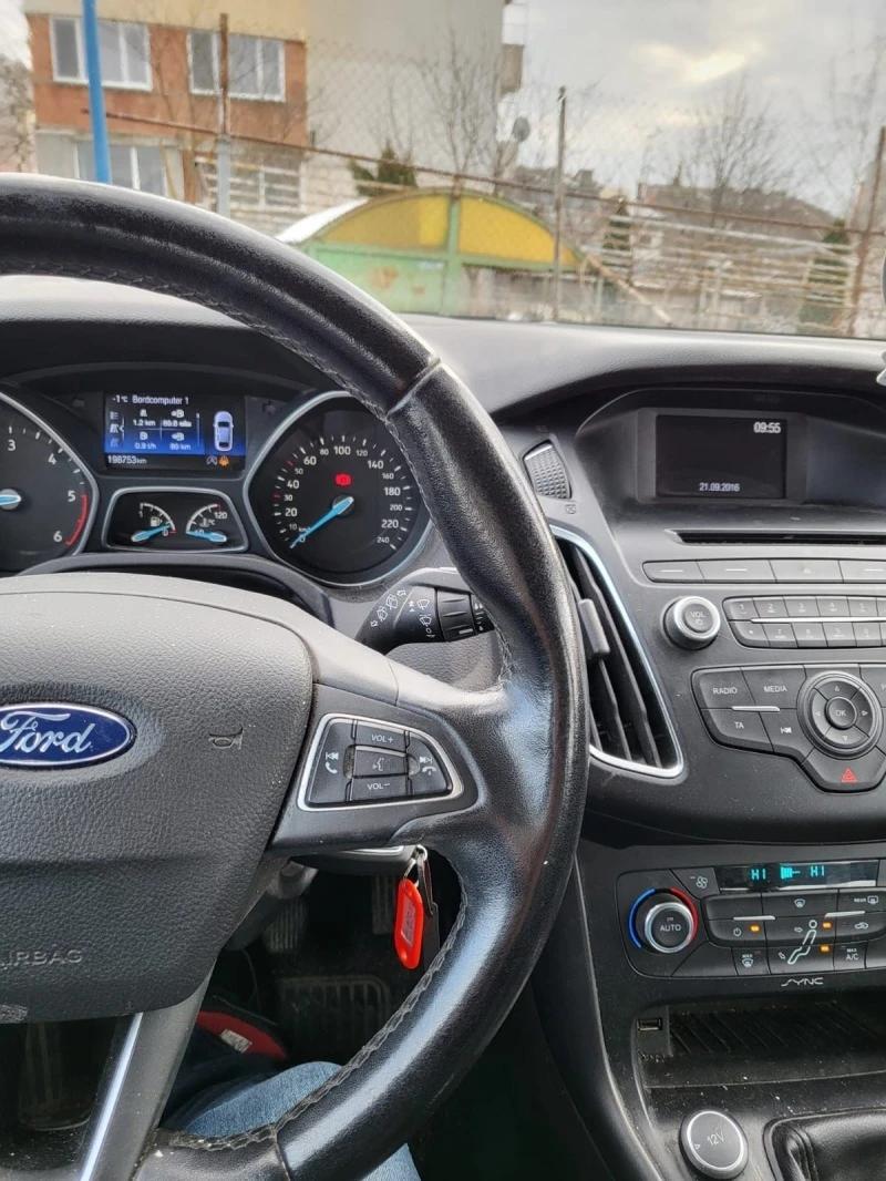 Ford Focus 1.5tdci euro 6, снимка 4 - Автомобили и джипове - 47429740