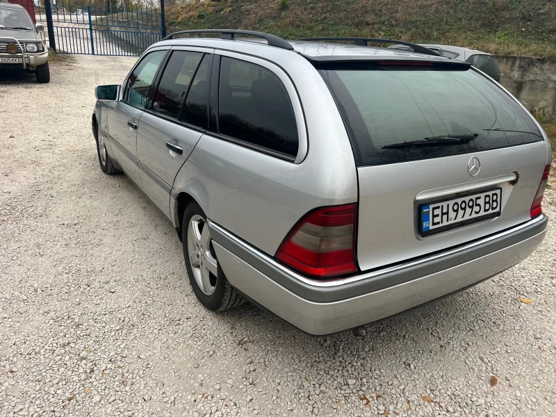 Mercedes-Benz C 250, снимка 5 - Автомобили и джипове - 48276809