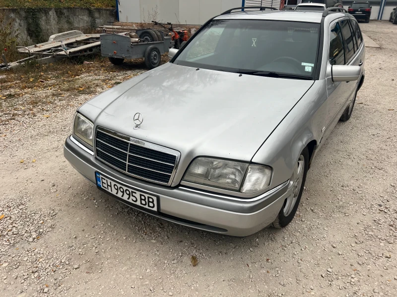 Mercedes-Benz C 250, снимка 3 - Автомобили и джипове - 48276809