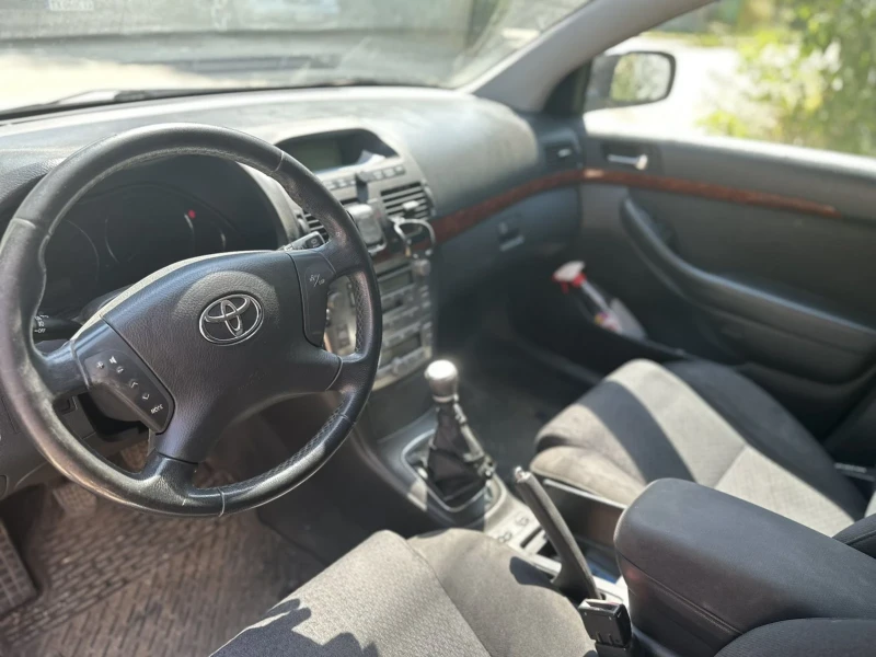 Toyota Avensis, снимка 5 - Автомобили и джипове - 48869889