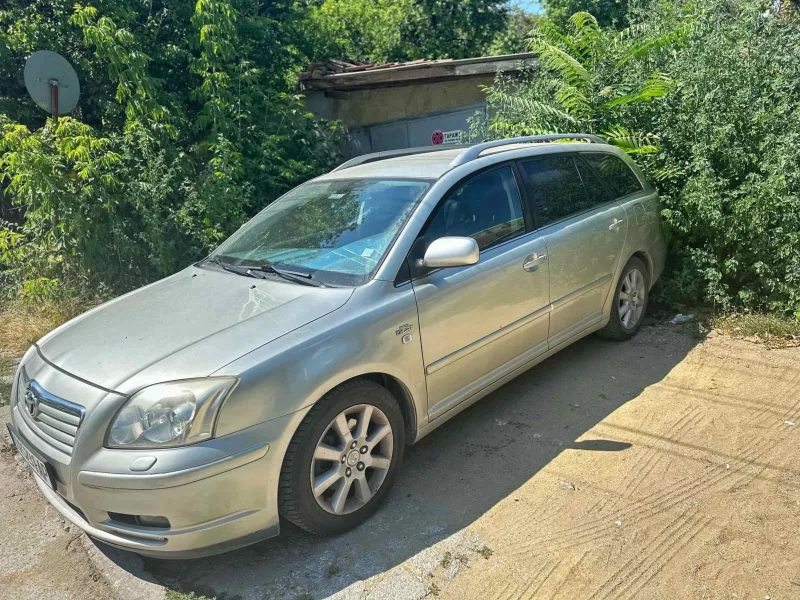 Toyota Avensis, снимка 3 - Автомобили и джипове - 48869889