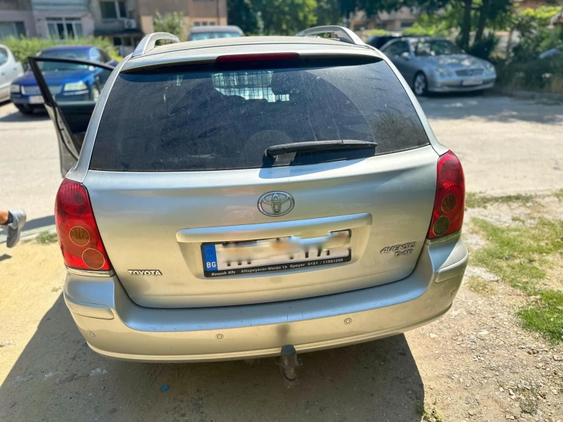 Toyota Avensis, снимка 4 - Автомобили и джипове - 48869889