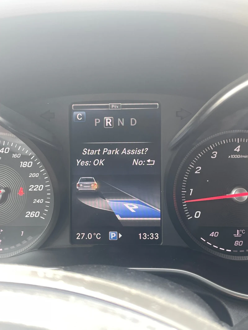 Mercedes-Benz C 300 C300 4MATIC, снимка 13 - Автомобили и джипове - 52059381