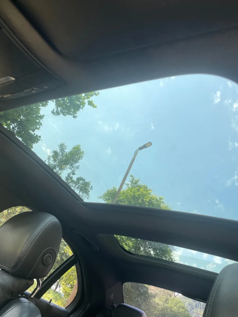 Mercedes-Benz C 300 C300 4MATIC, снимка 11 - Автомобили и джипове - 52059381