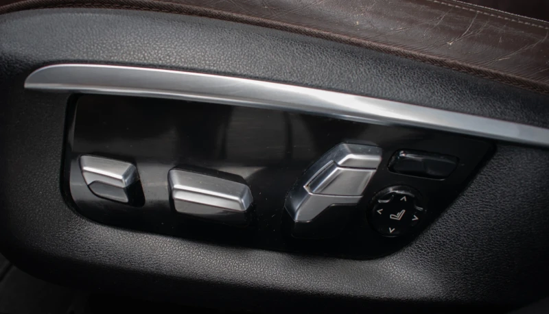 BMW 730 3.0D, снимка 15 - Автомобили и джипове - 52341892