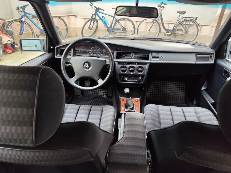 Mercedes-Benz 190, снимка 10 - Автомобили и джипове - 51914562