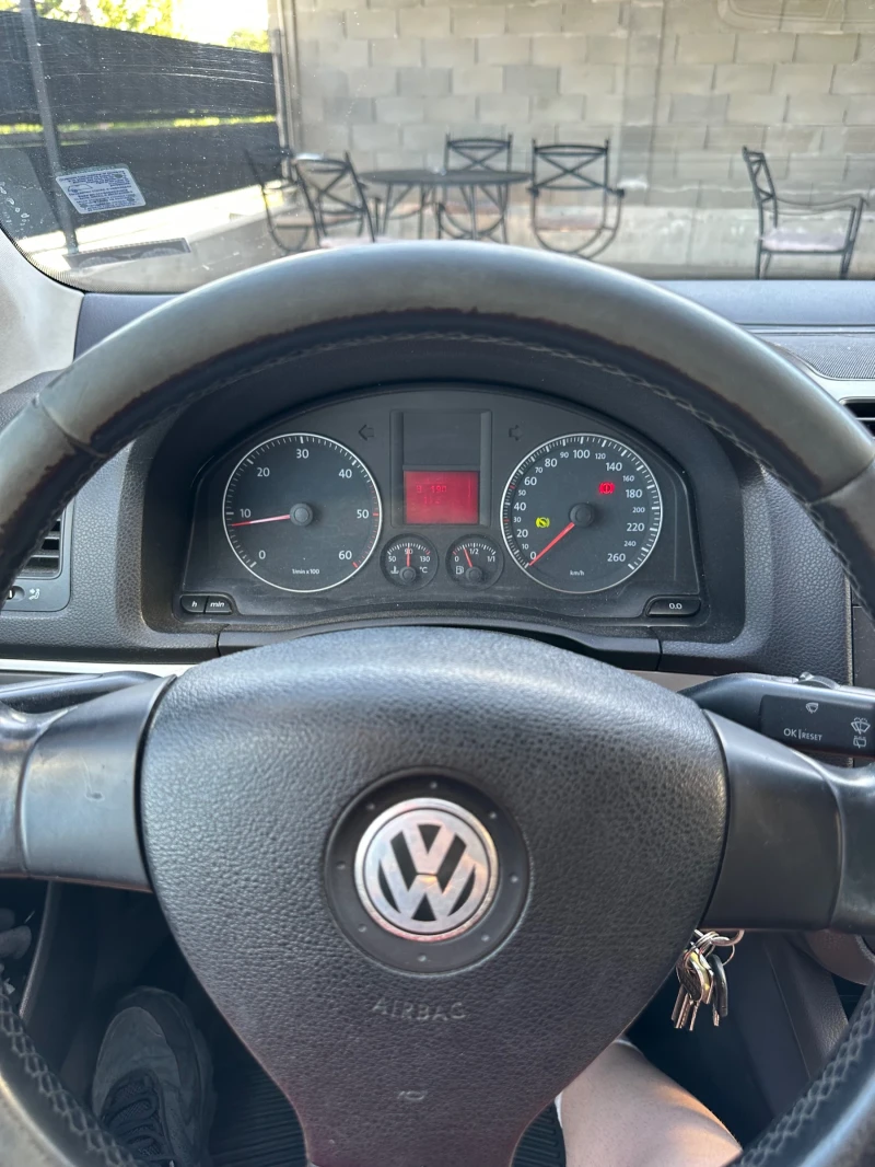 VW Golf, снимка 14 - Автомобили и джипове - 52531392