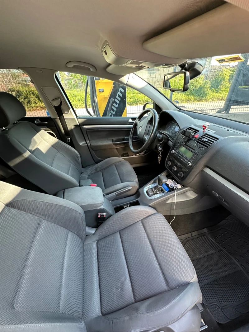 VW Golf, снимка 10 - Автомобили и джипове - 52531392