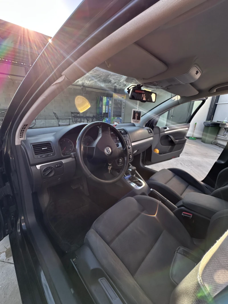 VW Golf, снимка 13 - Автомобили и джипове - 52531392