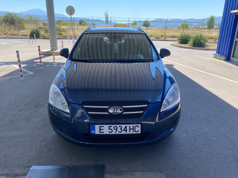 Kia Ceed 1.4 i, снимка 3 - Автомобили и джипове - 52368872