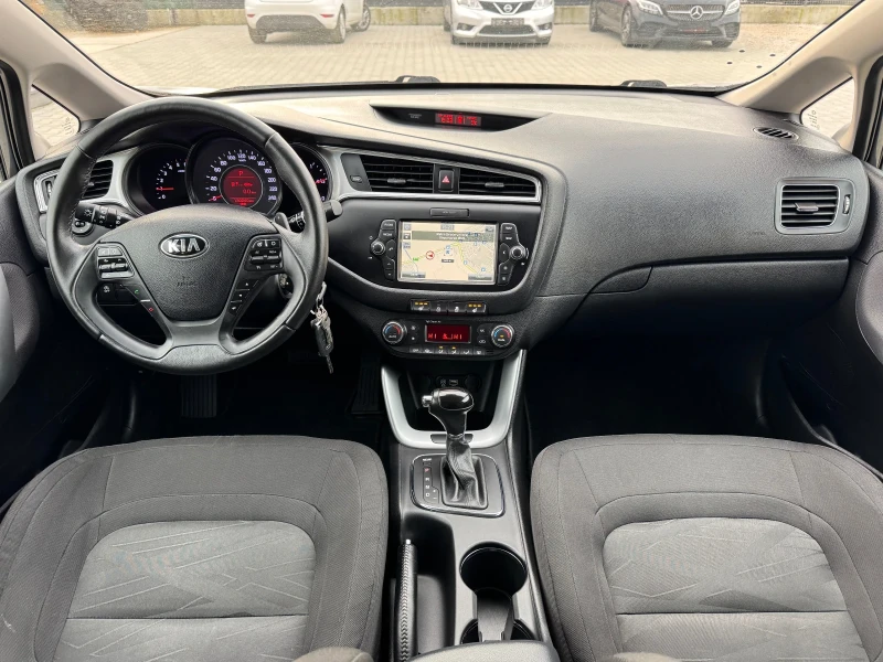 Kia Ceed 1.6CRDI EURO-6 AVTOMAT CAMERA NAVI FULL, снимка 12 - Автомобили и джипове - 52642647