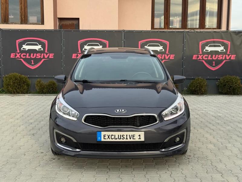 Kia Ceed 1.6CRDI EURO-6 AVTOMAT CAMERA NAVI FULL, снимка 8 - Автомобили и джипове - 52642647