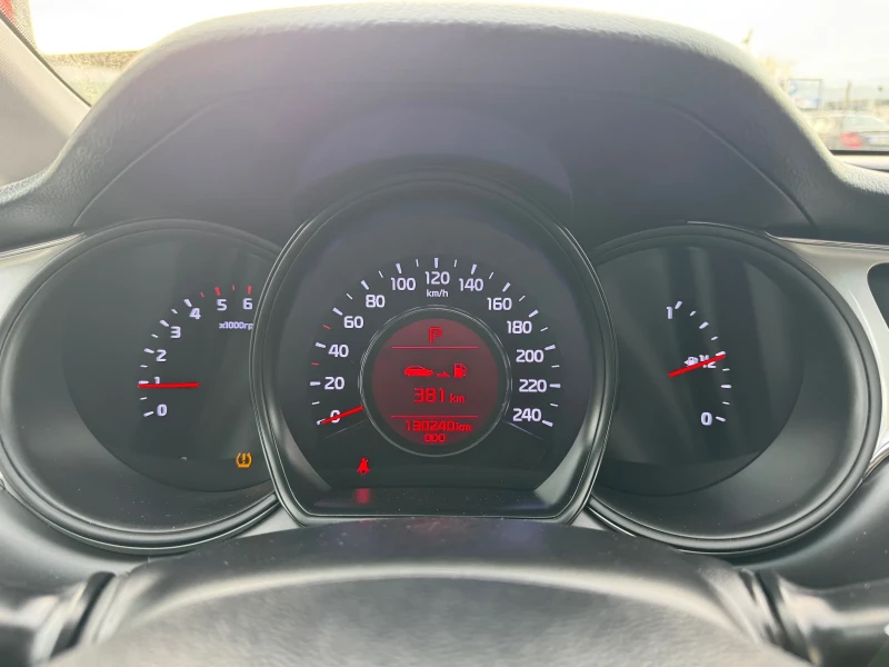 Kia Ceed 1.6CRDI EURO-6 AVTOMAT CAMERA NAVI FULL, снимка 13 - Автомобили и джипове - 52642647