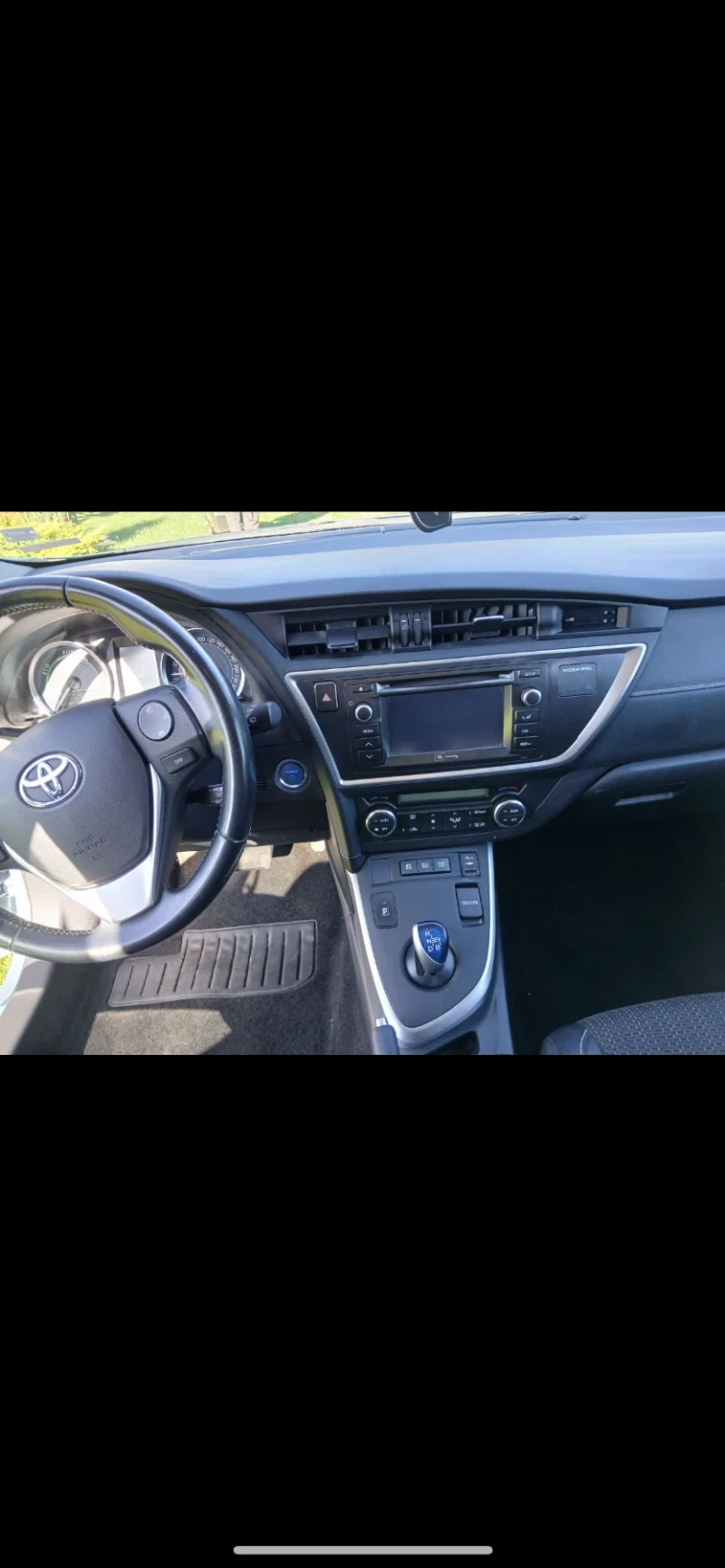 Toyota Auris, снимка 6 - Автомобили и джипове - 53251190