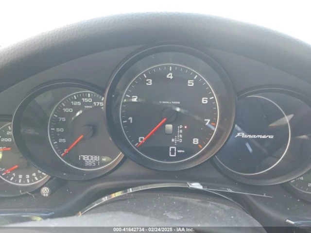 Porsche Panamera 4* Сервизна история* Подгрев* Обдухване - изображение 8