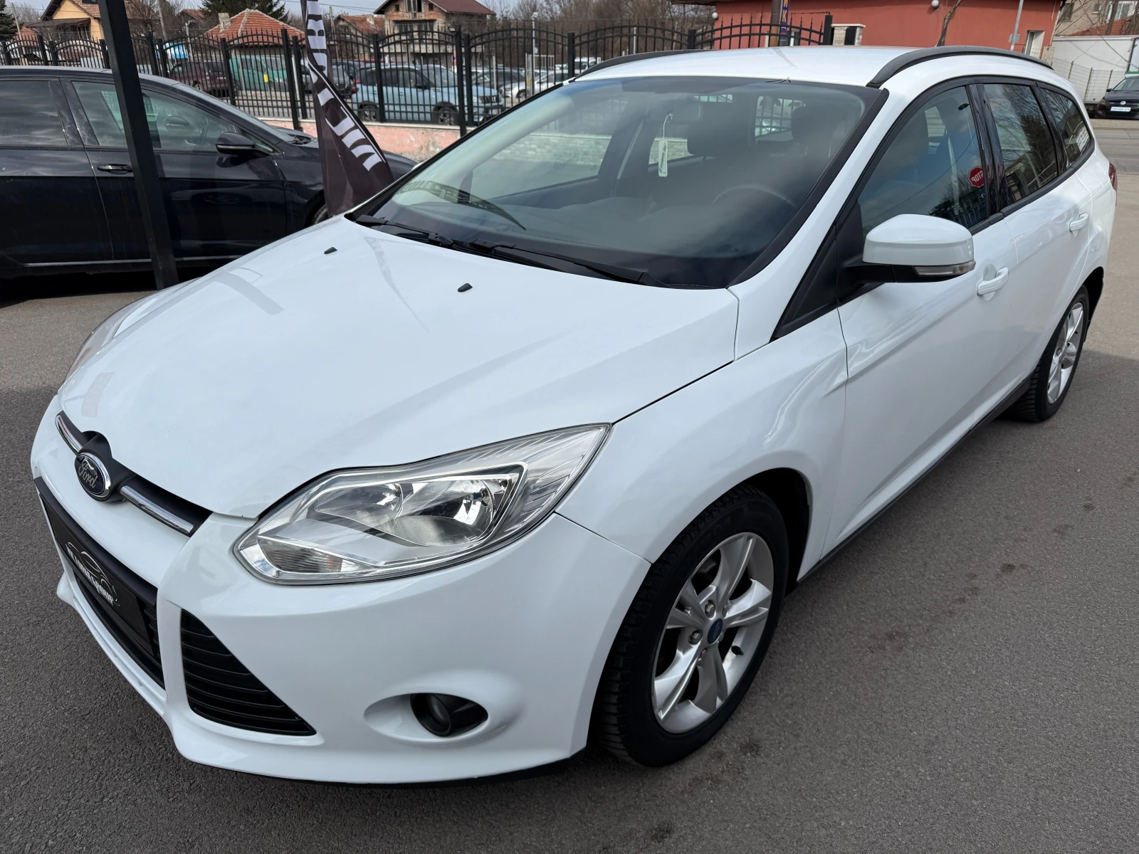 Ford Focus 1.6 I НОВ ВНОС, снимка 1