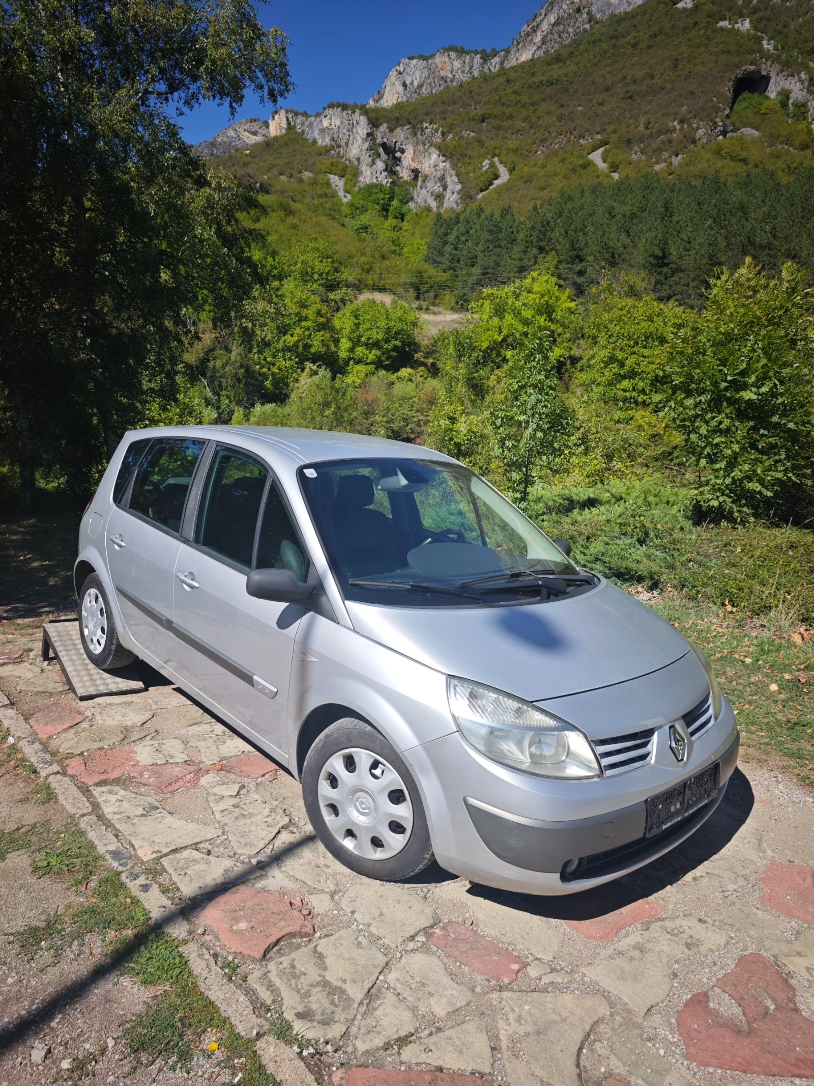 Renault Scenic 1.6I , снимка 1