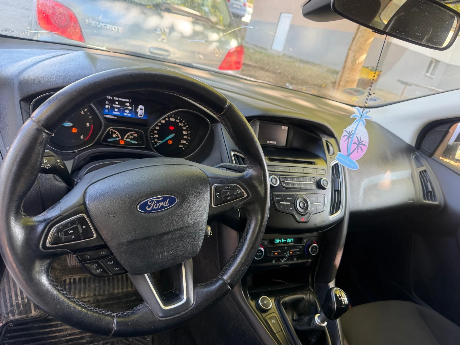 Ford Focus 1.5tdci euro 6, снимка 14 - Автомобили и джипове - 55940429