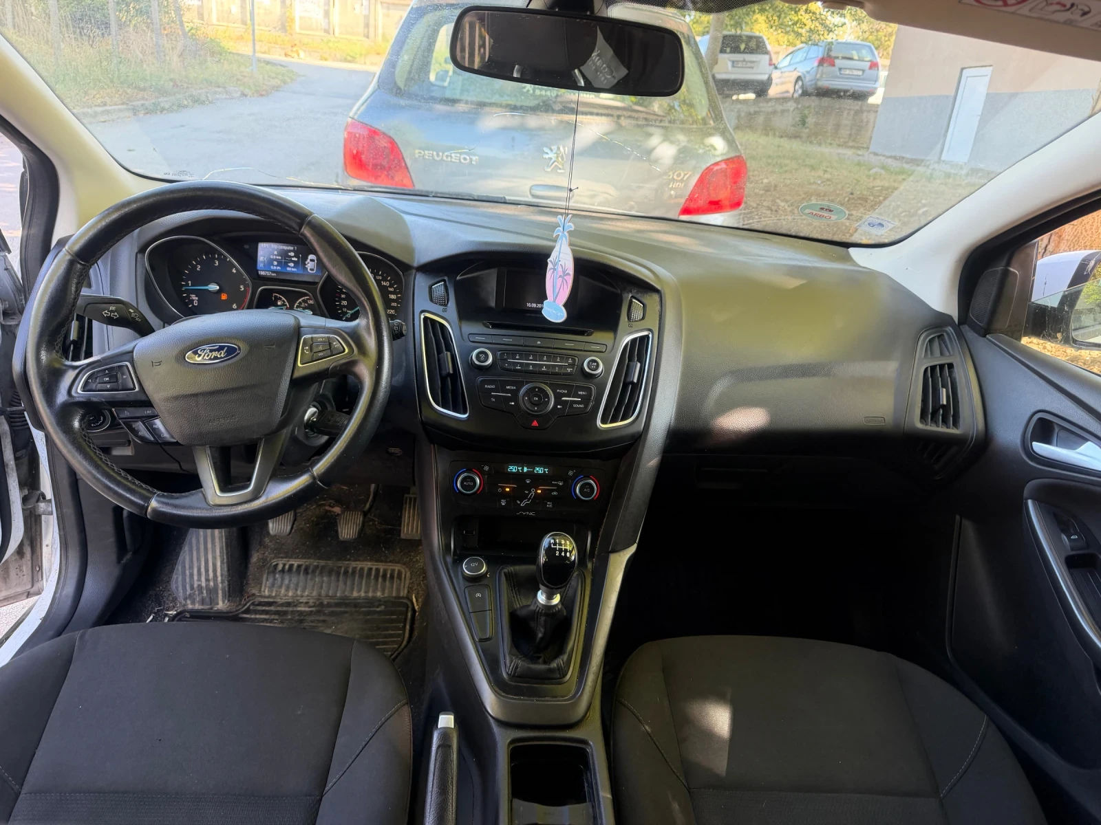 Ford Focus 1.5tdci euro 6, снимка 12 - Автомобили и джипове - 55940429
