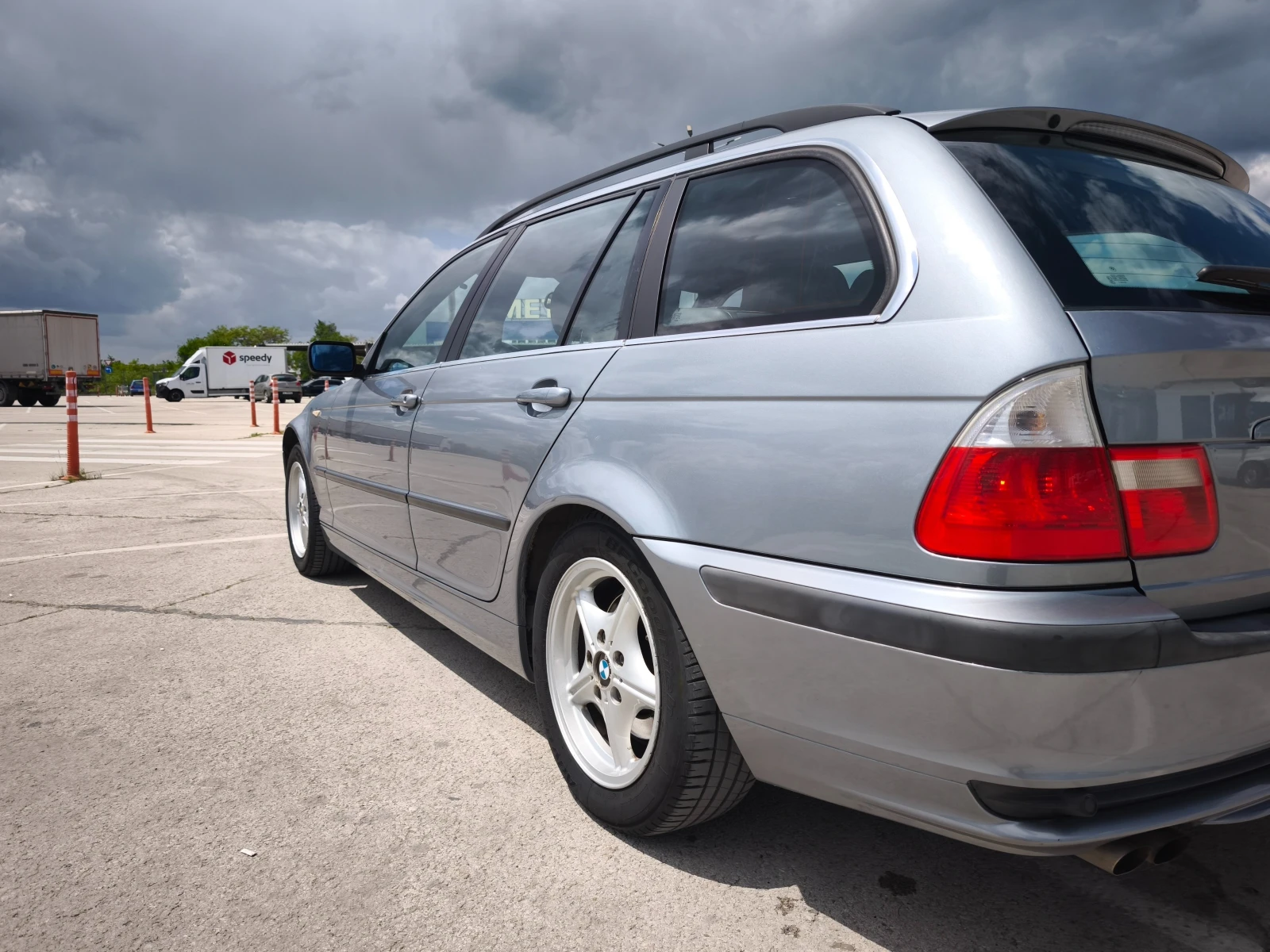 BMW 320  - изображение 4