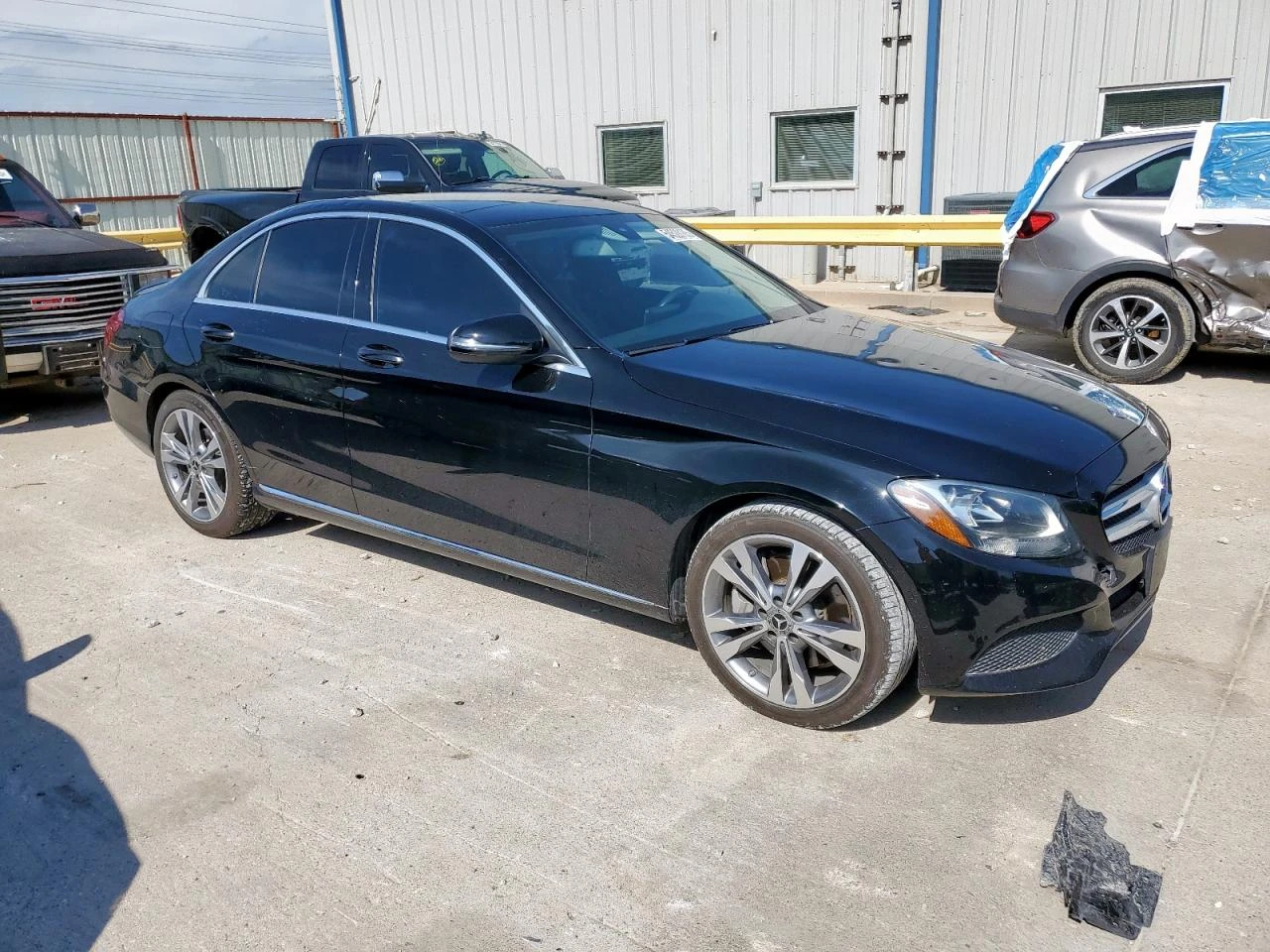 Mercedes-Benz C 300  - изображение 3