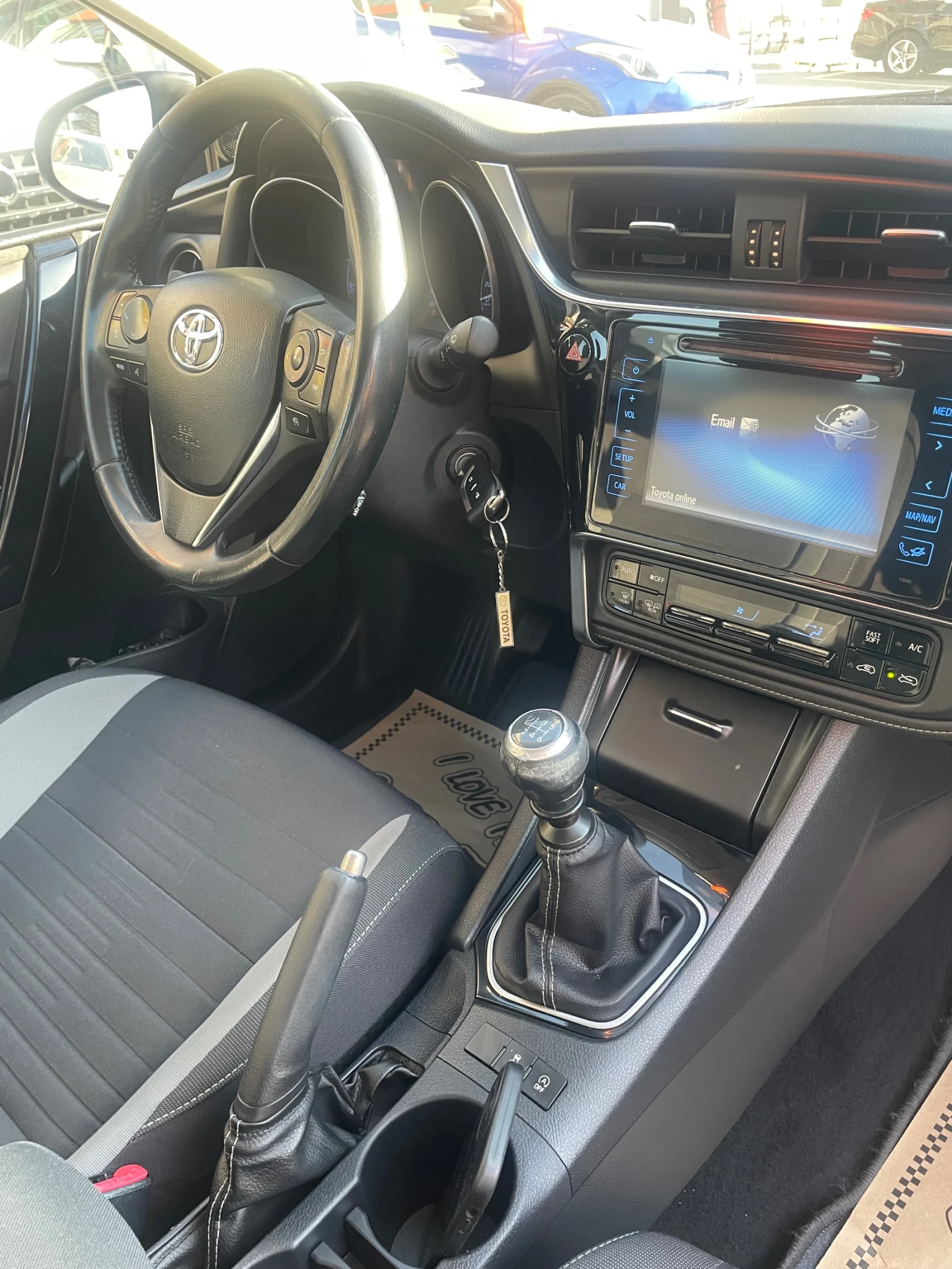 Toyota Auris | Mobile.bg   12