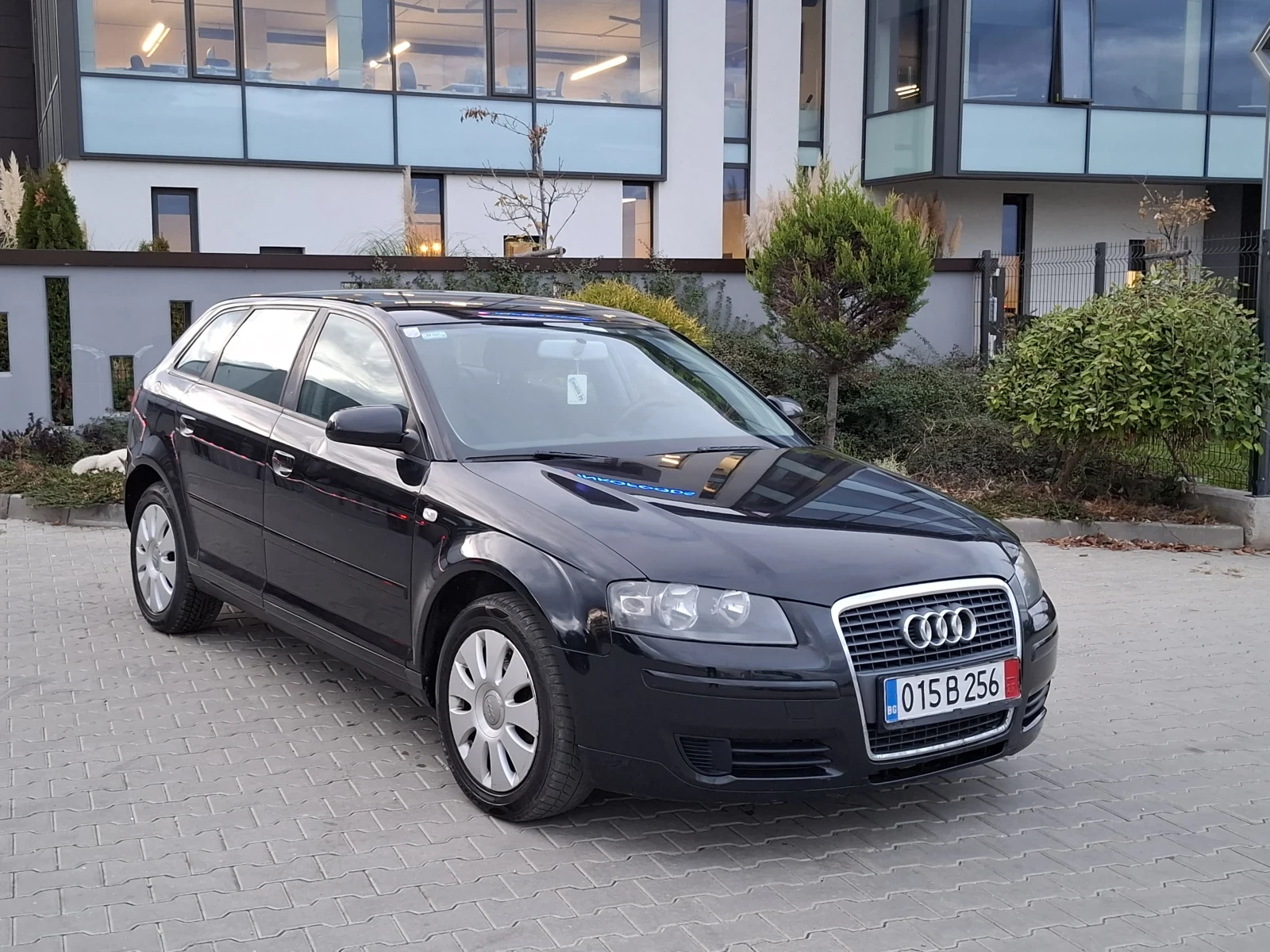 Audi A3 2.0TDI* (140кс)* * ABTOMATIK* * НОВ ВНОС* *  - изображение 10