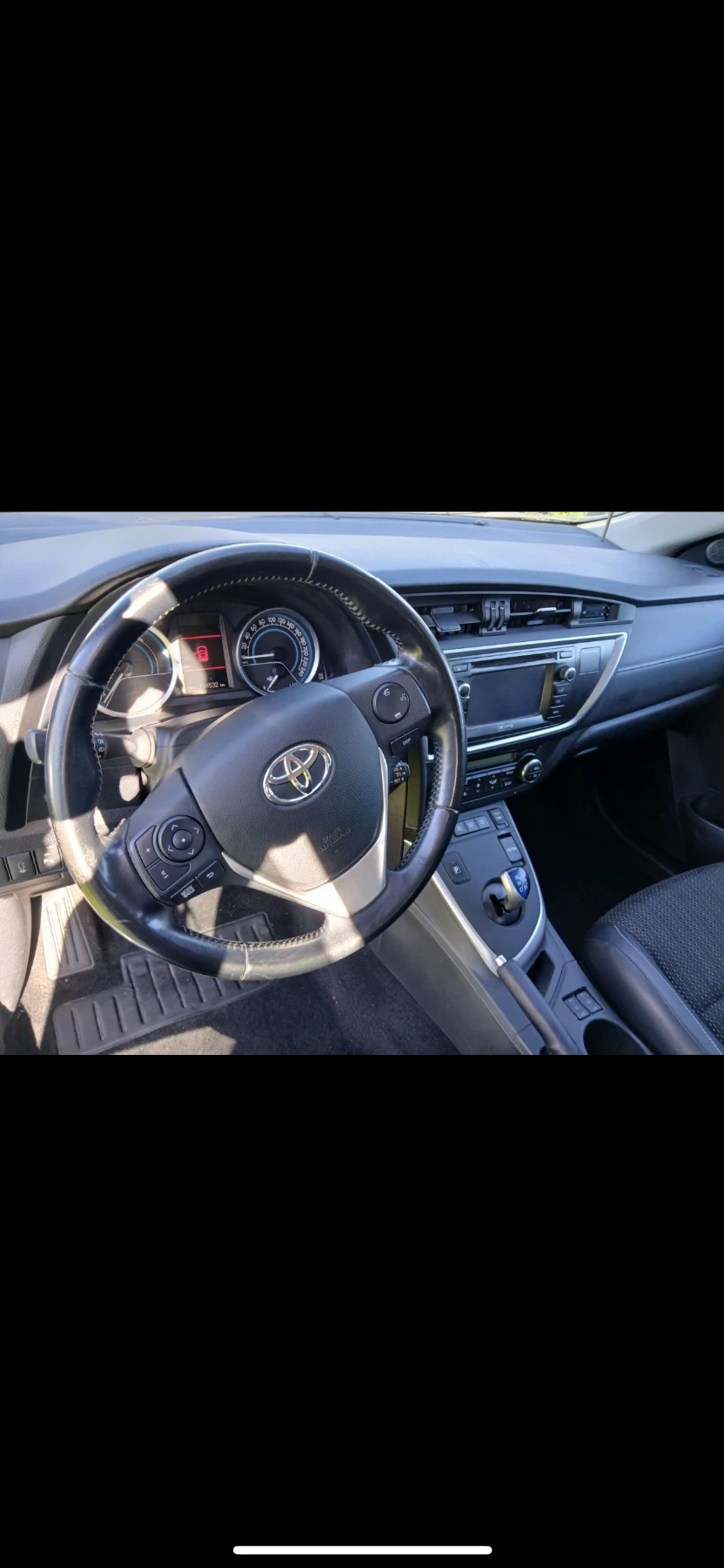 Toyota Auris  - изображение 5