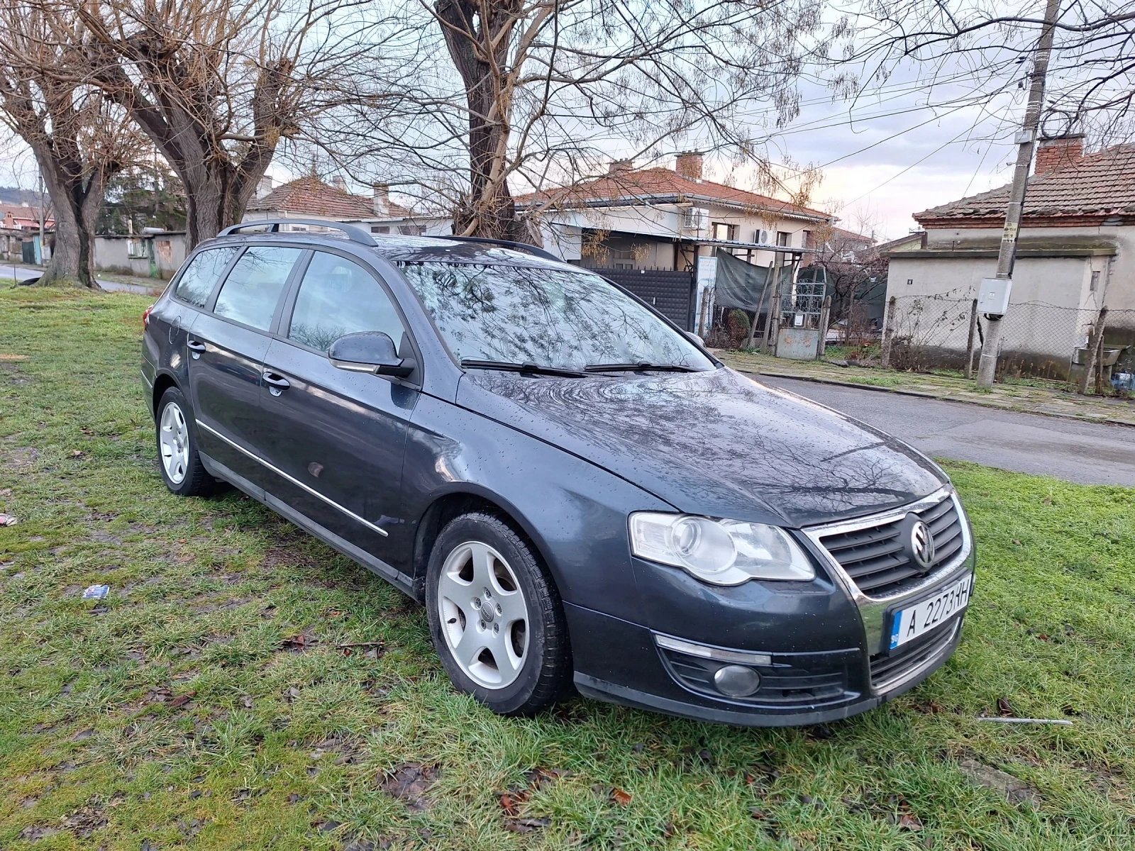 VW Passat 2.0 140к.с.нави - изображение 7