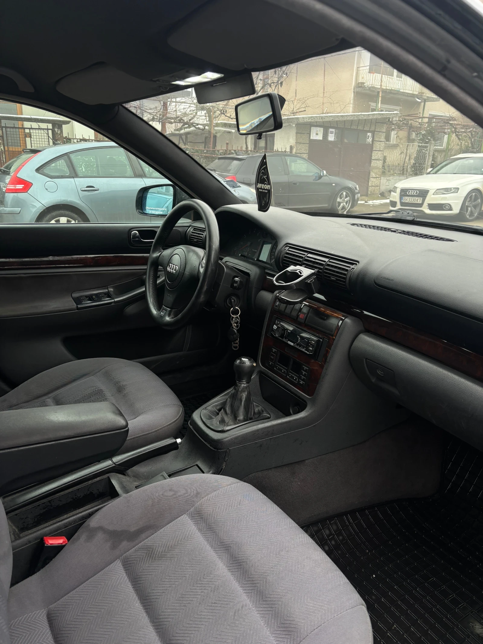 Audi A4 B5 - изображение 6