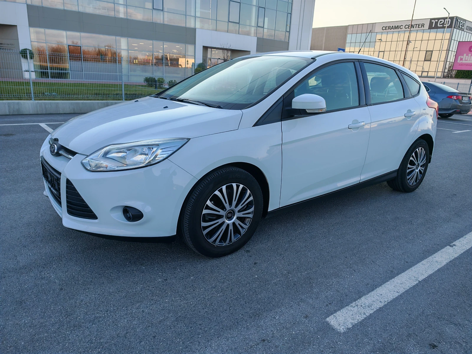 Ford Focus 1.0 BENZIN - изображение 2