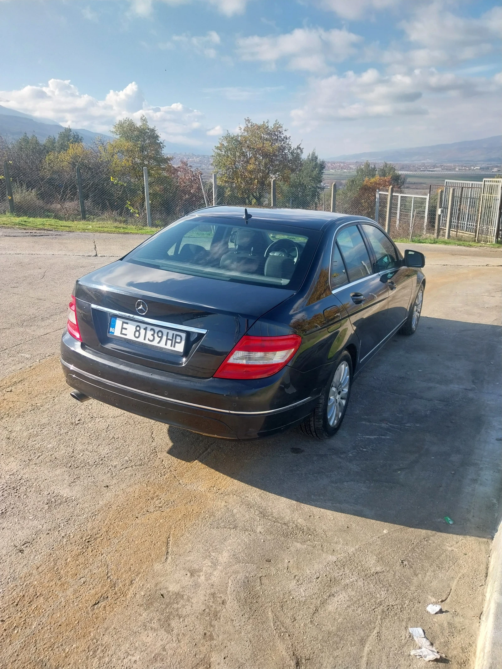 Mercedes-Benz C 220, снимка 5 - Автомобили и джипове - 53891648