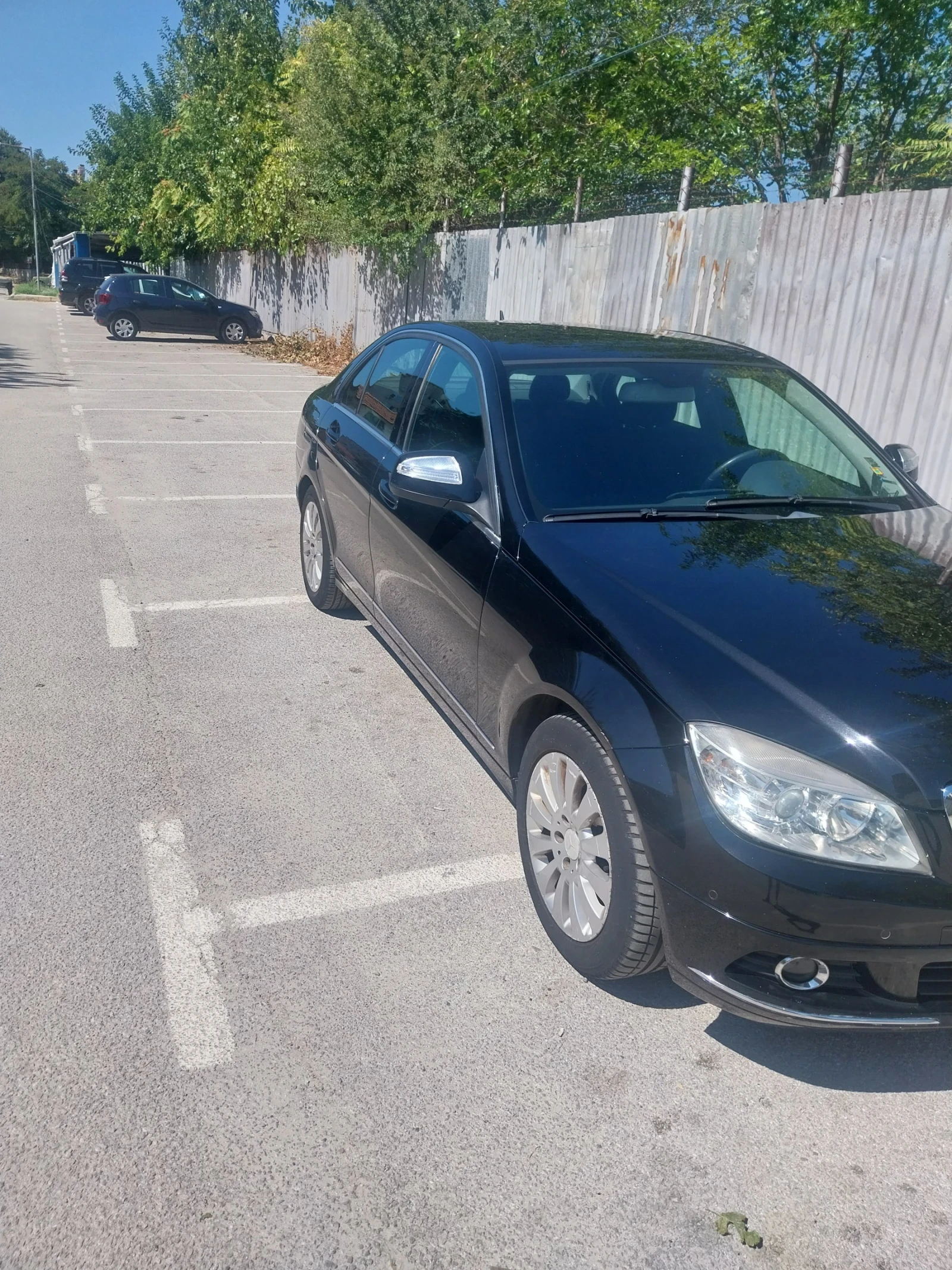 Mercedes-Benz C 220, снимка 4 - Автомобили и джипове - 53891648
