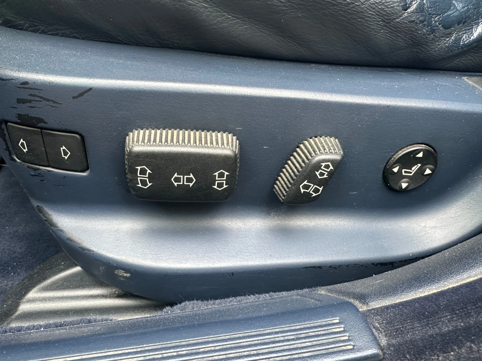 BMW 740 I Individual, снимка 8 - Автомобили и джипове - 54042830