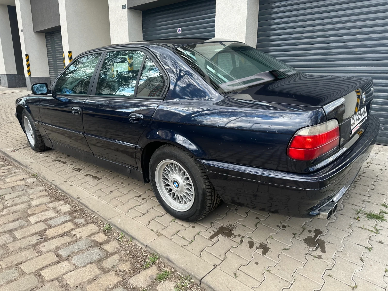 BMW 740 I Individual, снимка 3 - Автомобили и джипове - 54042830