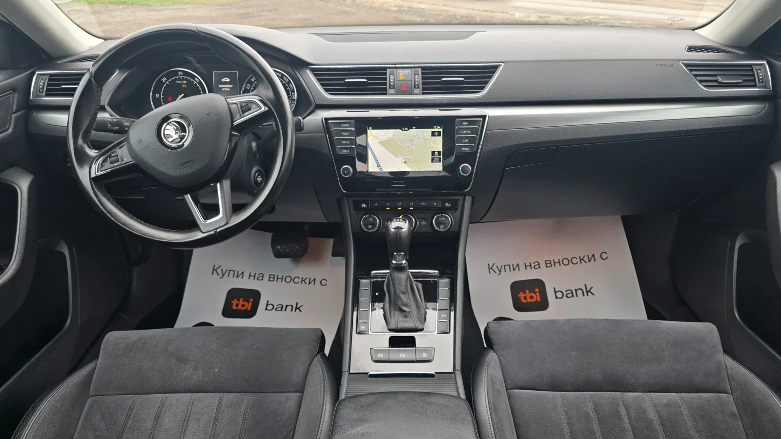 Skoda Superb 2.0TDI* LED DYNAMIC* DSG* КОЖА* KEYLESS , снимка 11 - Автомобили и джипове - 54070244