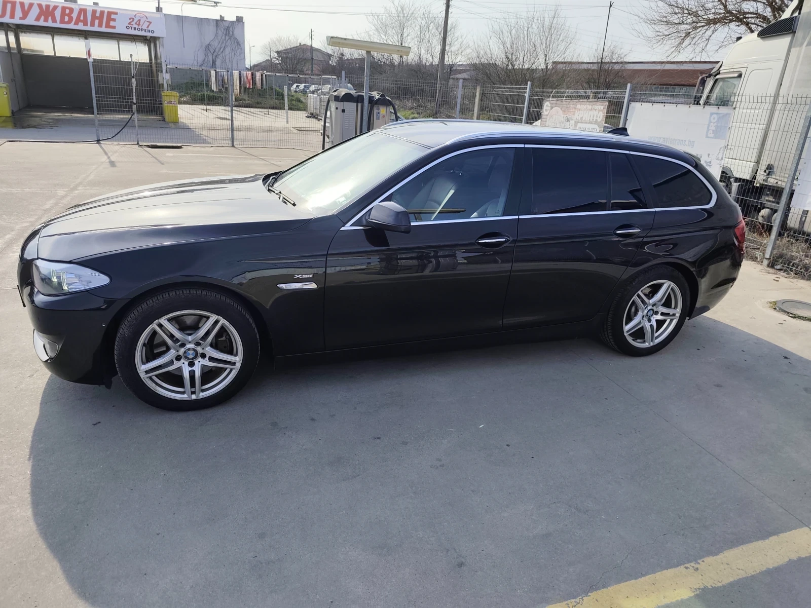 BMW 525, снимка 5 - Автомобили и джипове - 54383553